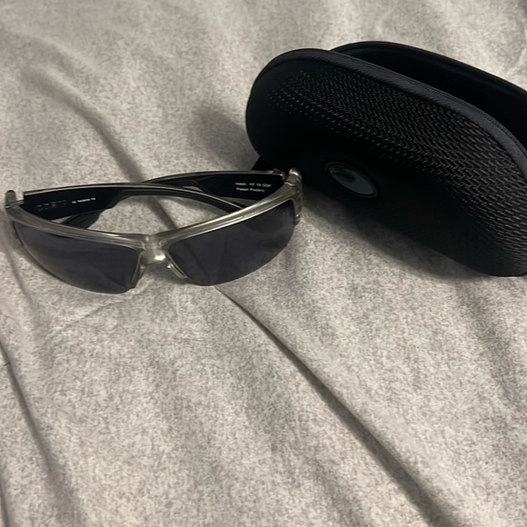 Costa Sunglasses - Picture 1 of 4